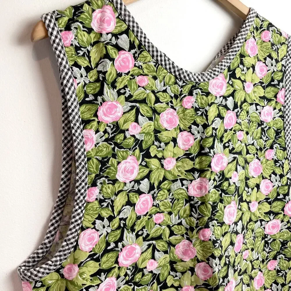 Vintage Handmade Pinafore Apron Gingham Floral Cottage Nonna Grandma Farmhouse